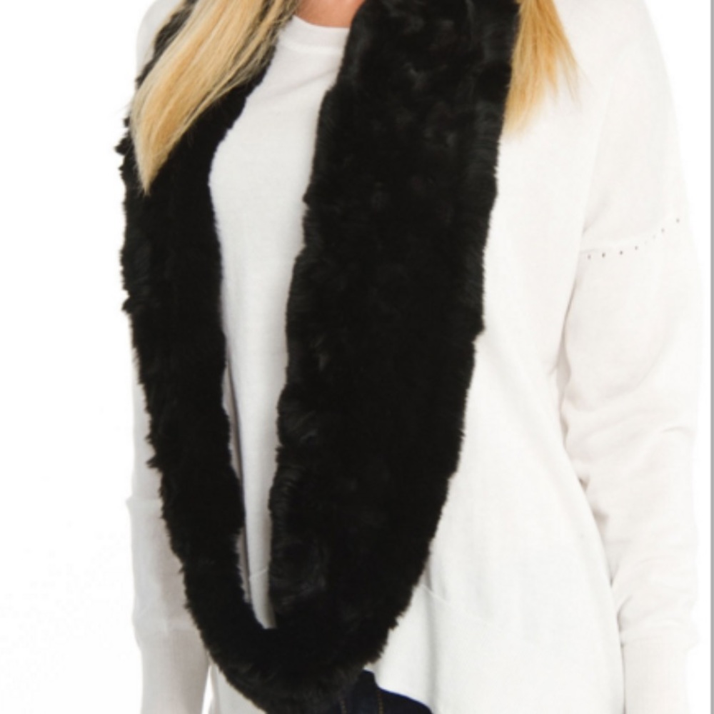 Rex Rabbit Infinity Fur Scarf - Black - Picture 3 of 3